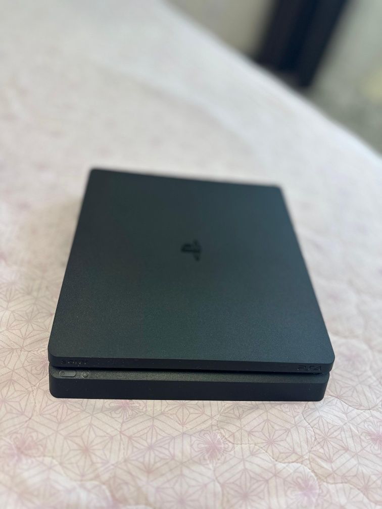PS4 Slim / Sony Playstation 4 Slim / Сони
