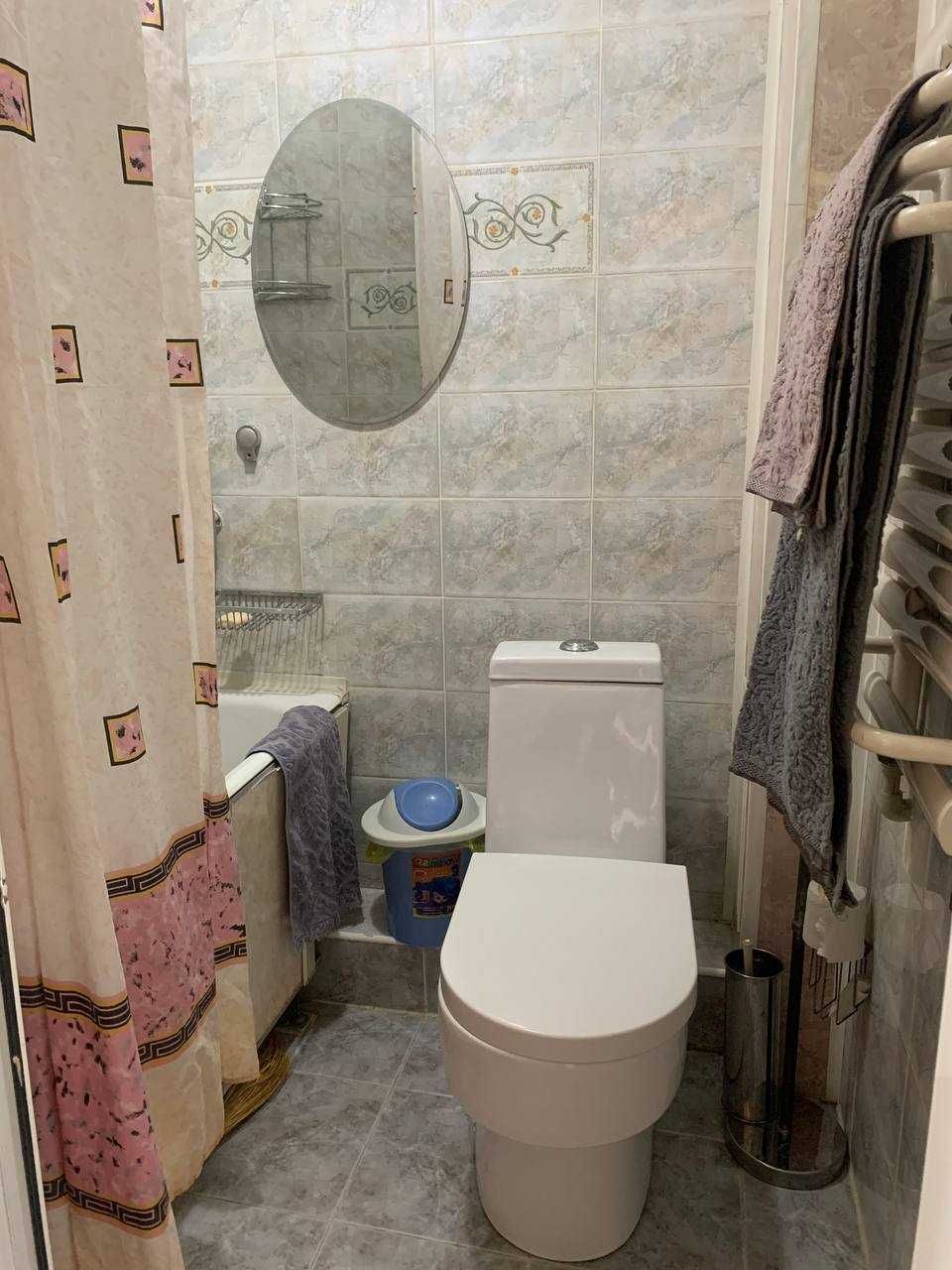 По часам, До 17-00 часов действует скидка 3 часа + 1 час в подарок.