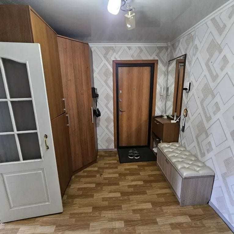 Продается 2-комнтная ЛЕНИНГРАДКА, Центр