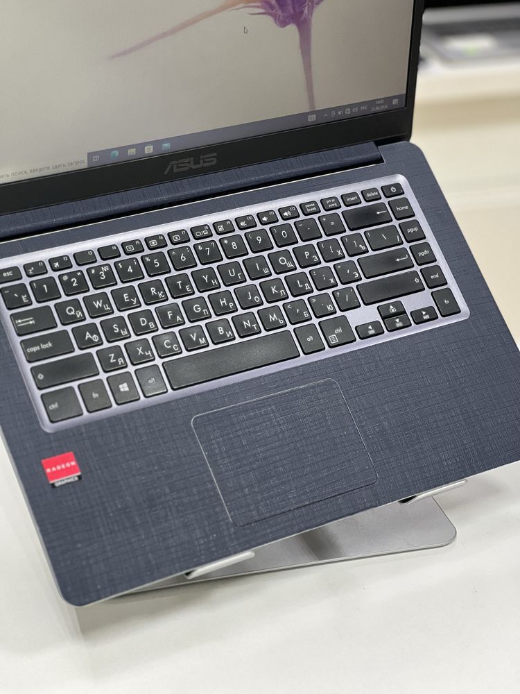 ASUS | AMD A12 | ОЗУ 16Gb | SSD 256Gb