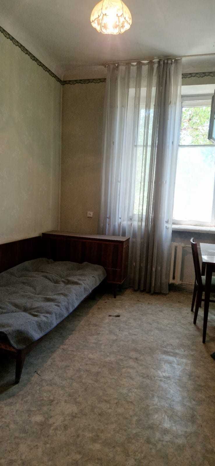 Продается 3х комнатная квартира  "Сталинка" по ул.Шакарима 157/1