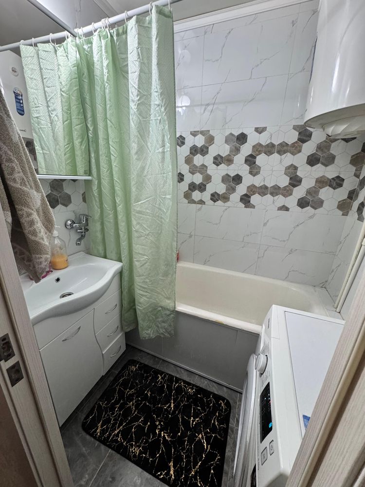 Продам квартиру пришахтинск