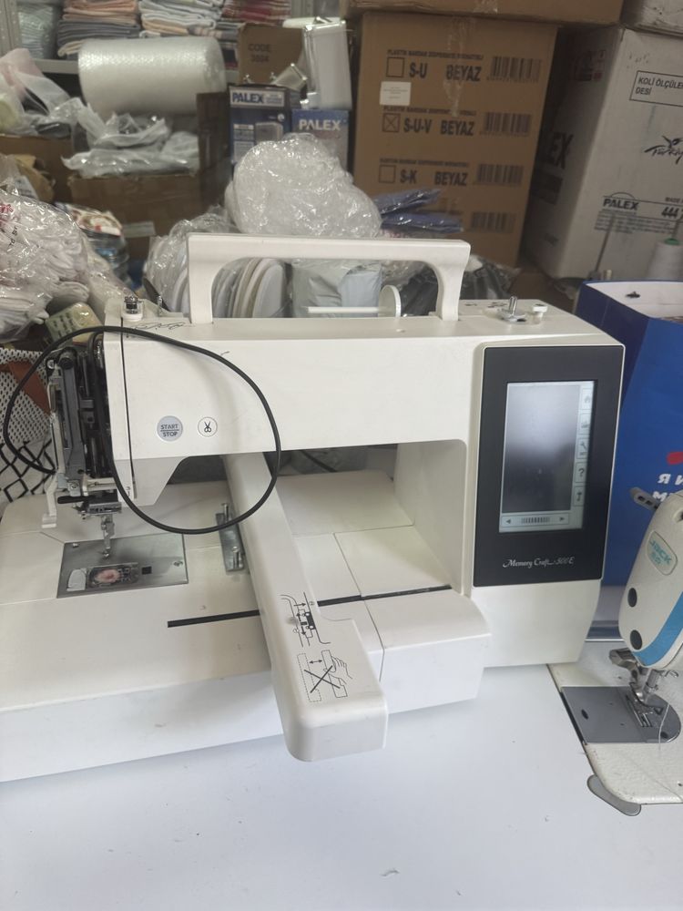 Продам вышивальную машинку Junom memory craft 500 e