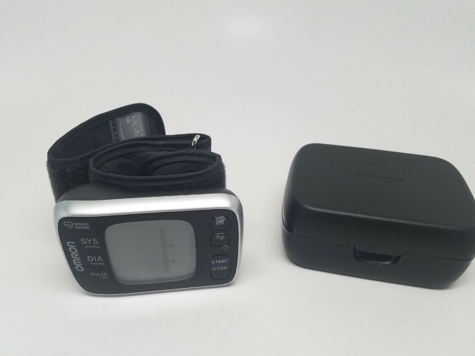 Omron BP653 10 Series Wireless Wrist Blood Pressure Monitor