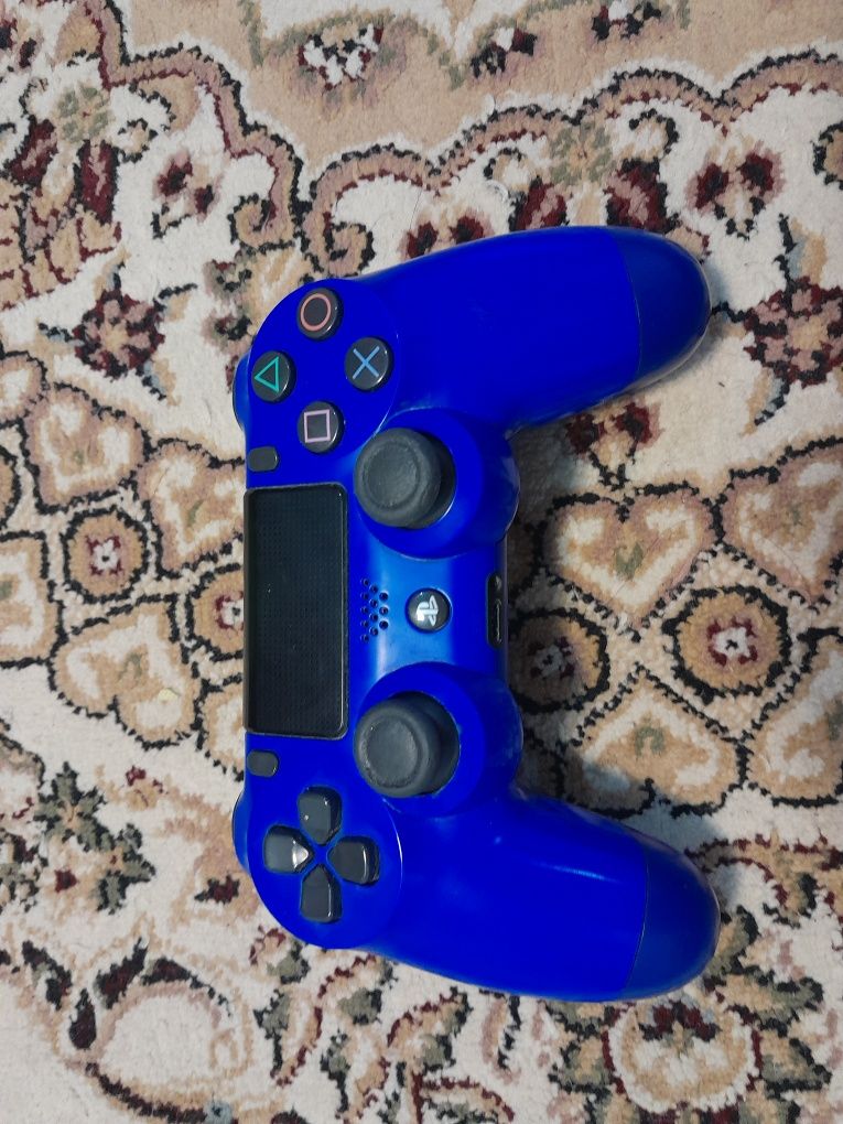 Продам джойстик на PlayStation