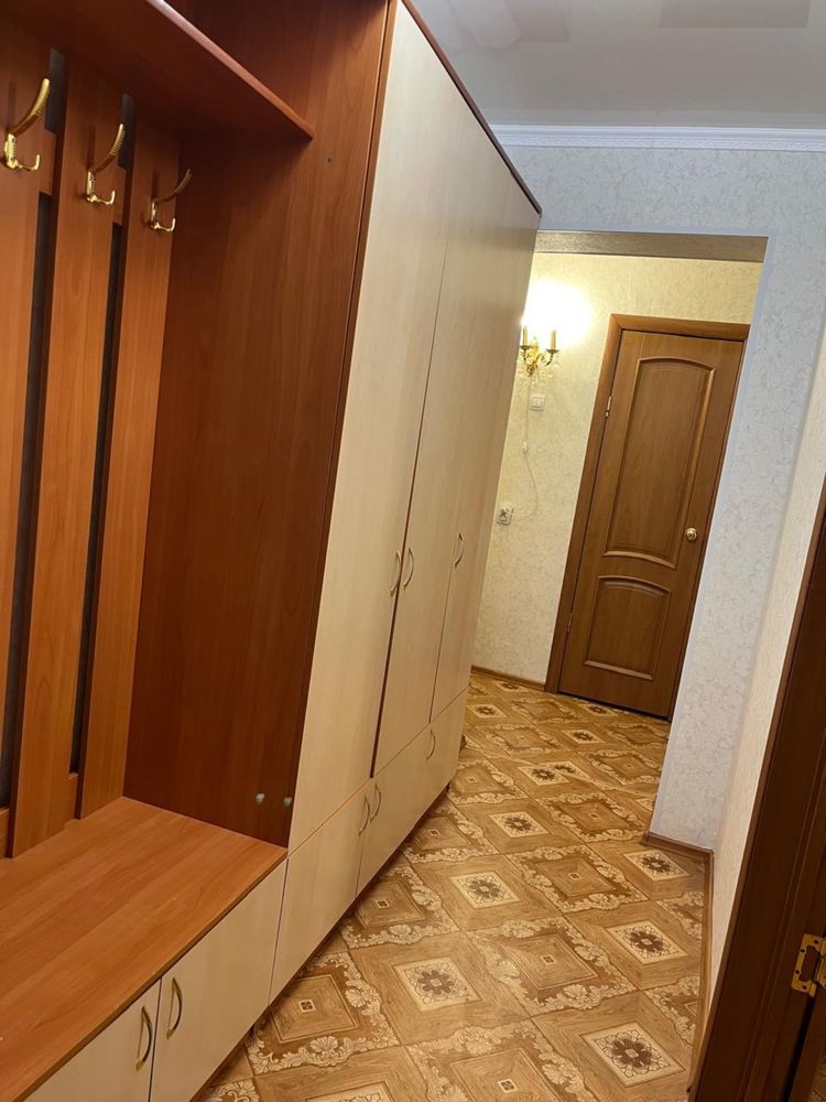Продам шкаф для прихожей