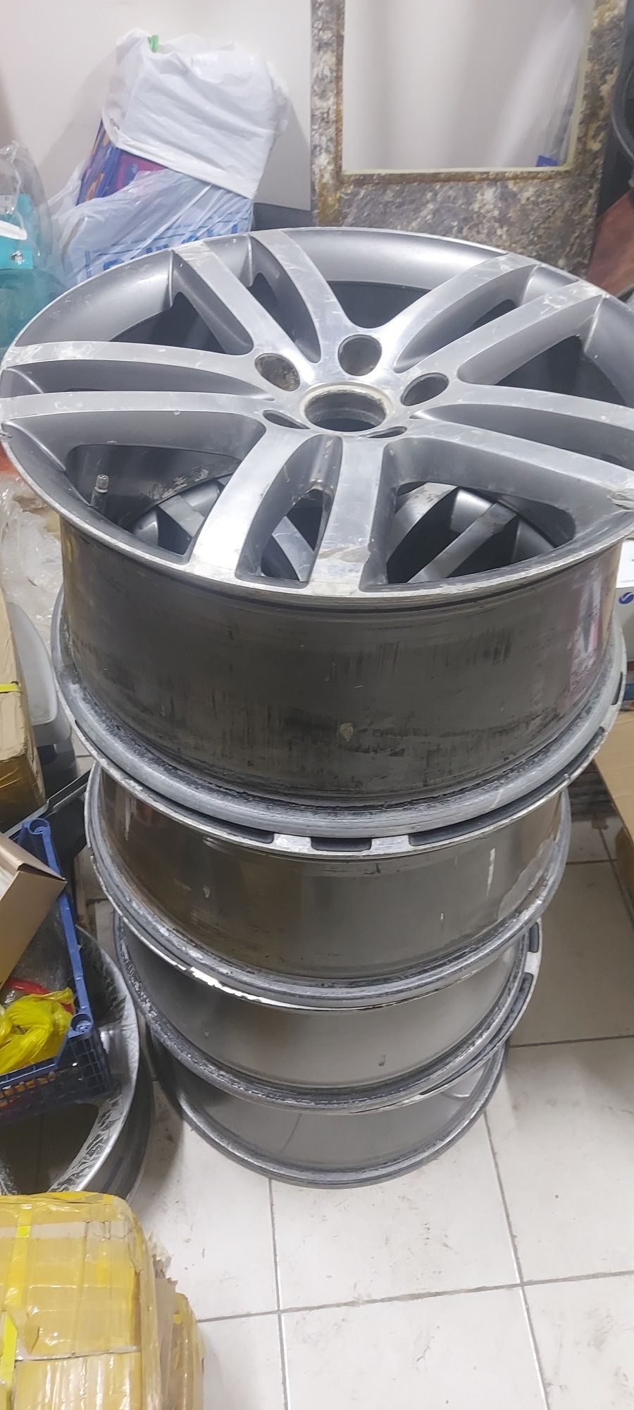 Диск оригинальный на Audi Q7 ,Touareg,Porsche Cayenne,