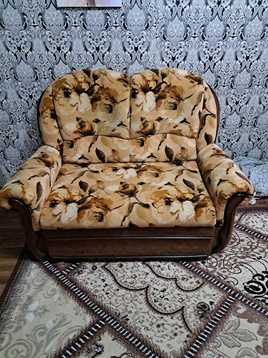 Диванчик раскладной