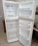Продам 2 х камерный Холодильник