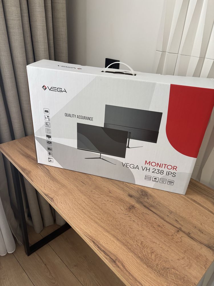 Монитор для игрового компьютера Vega