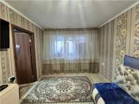 Продам 4 комн квартиру по пр металлургов на 5/5эт