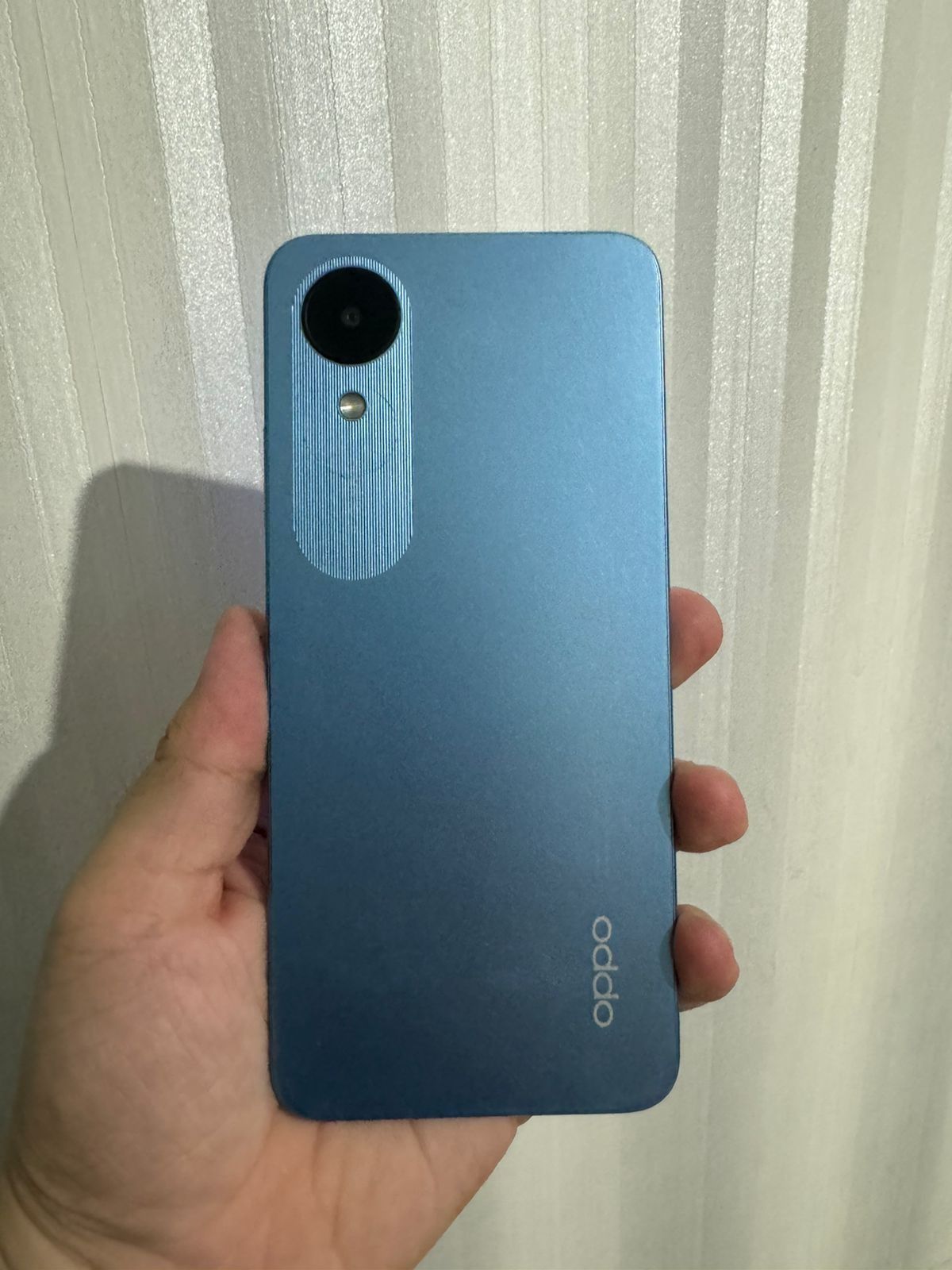 Продам Oppo A17 64 гиг память