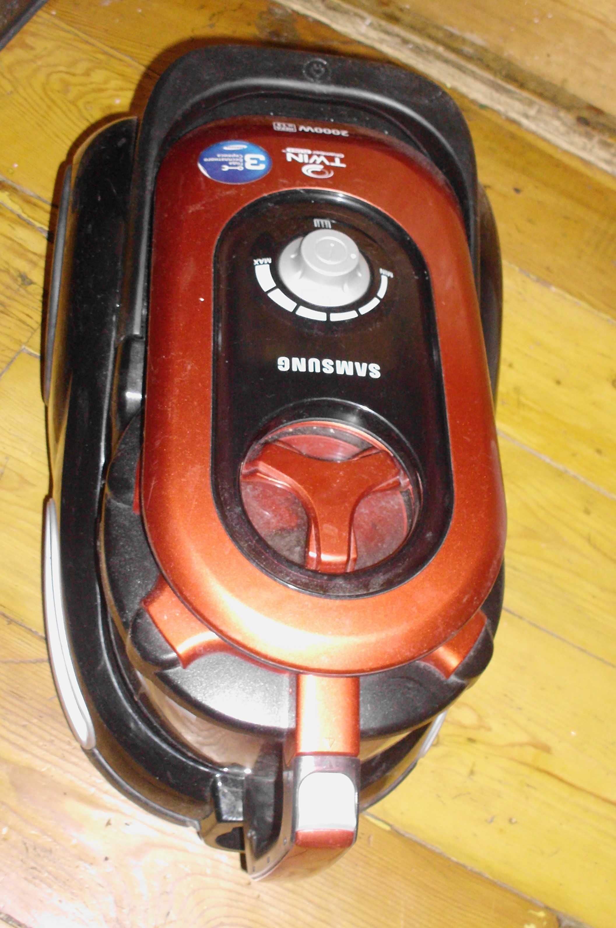 пылесос Samsung SC 8680 мощный
