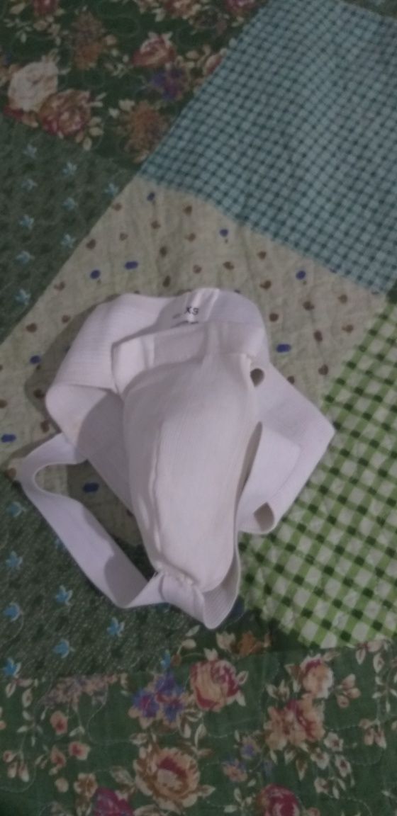 Экипировка и кимано для занятий тейквандо. Кимано примерно на 6 лет,