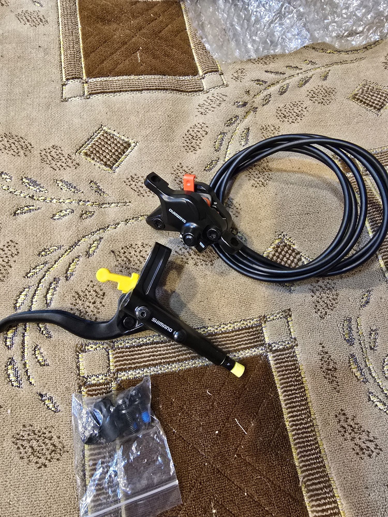 Тормоз Shimano mt401 новый