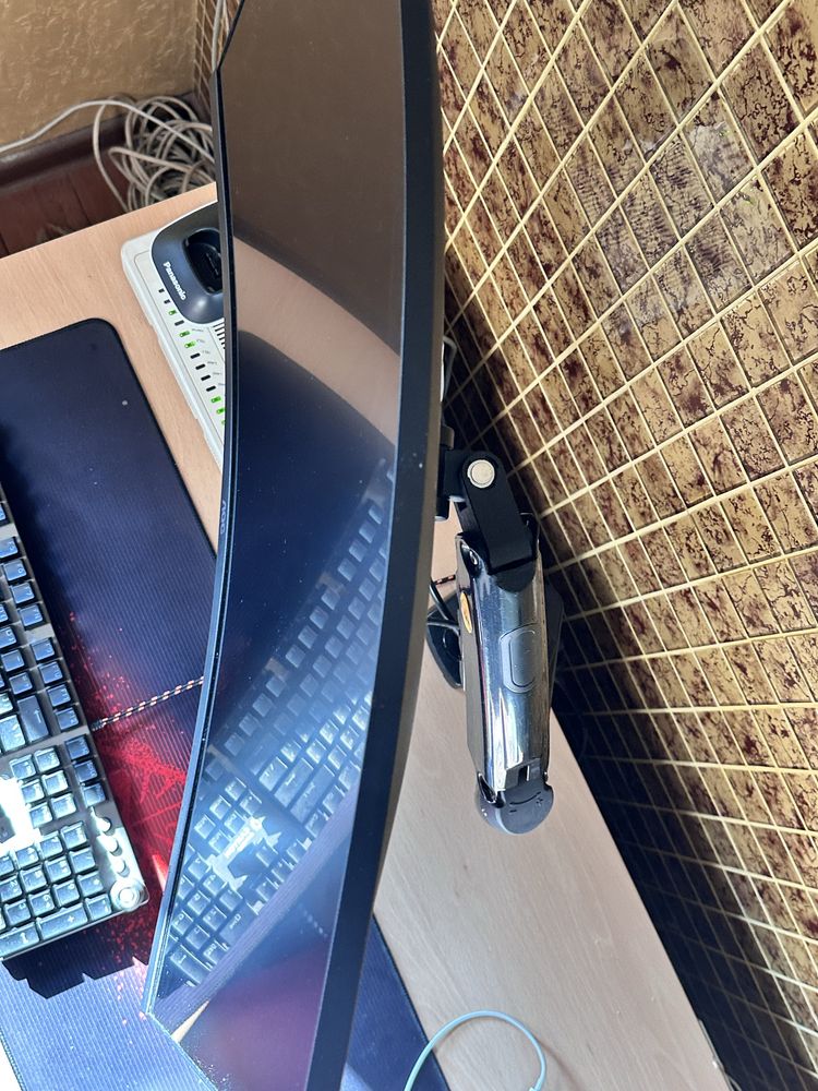 Игрвой монитор Aoc 240hz