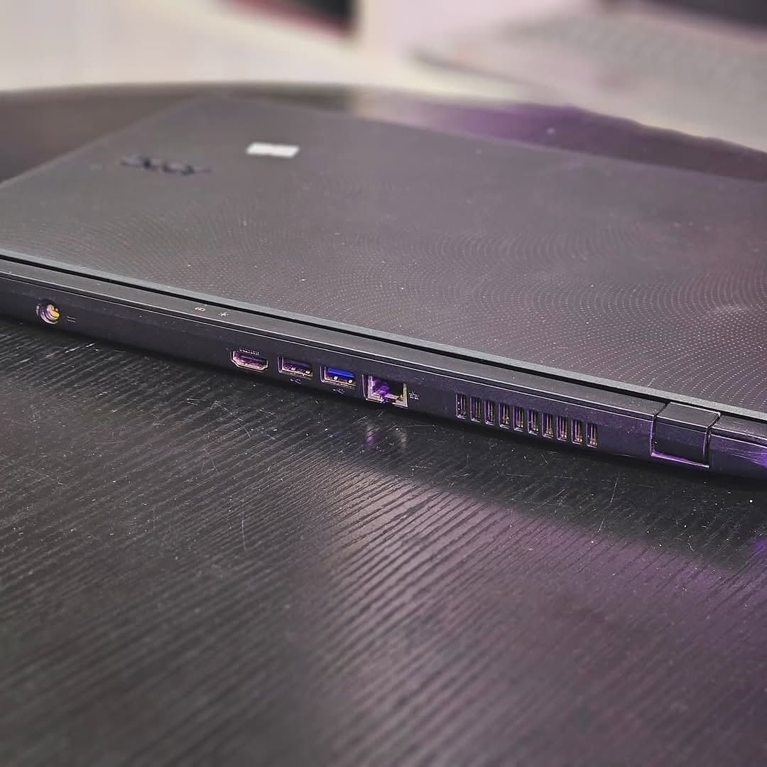 Ноутбук Acer / в отличном состоянии