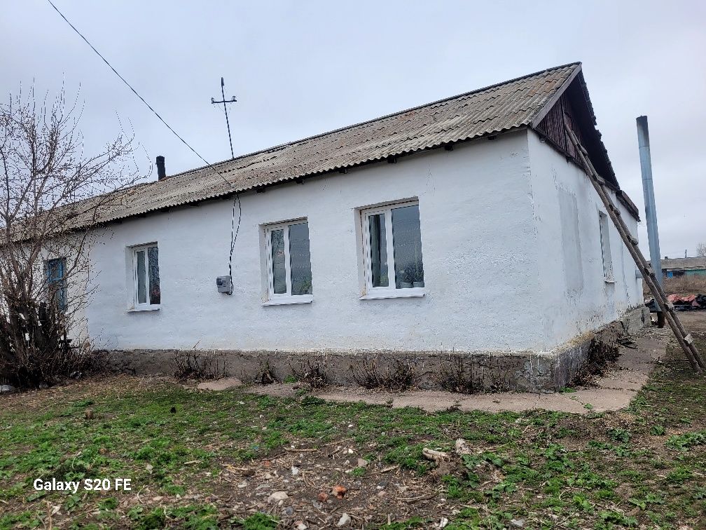 Продаётся добротный дом в деревне колоколовка