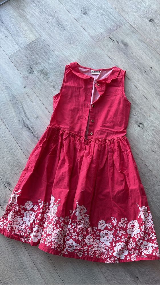 Продам весна-лето джинсы, футболки,костюм на девочку 6- 11 лет