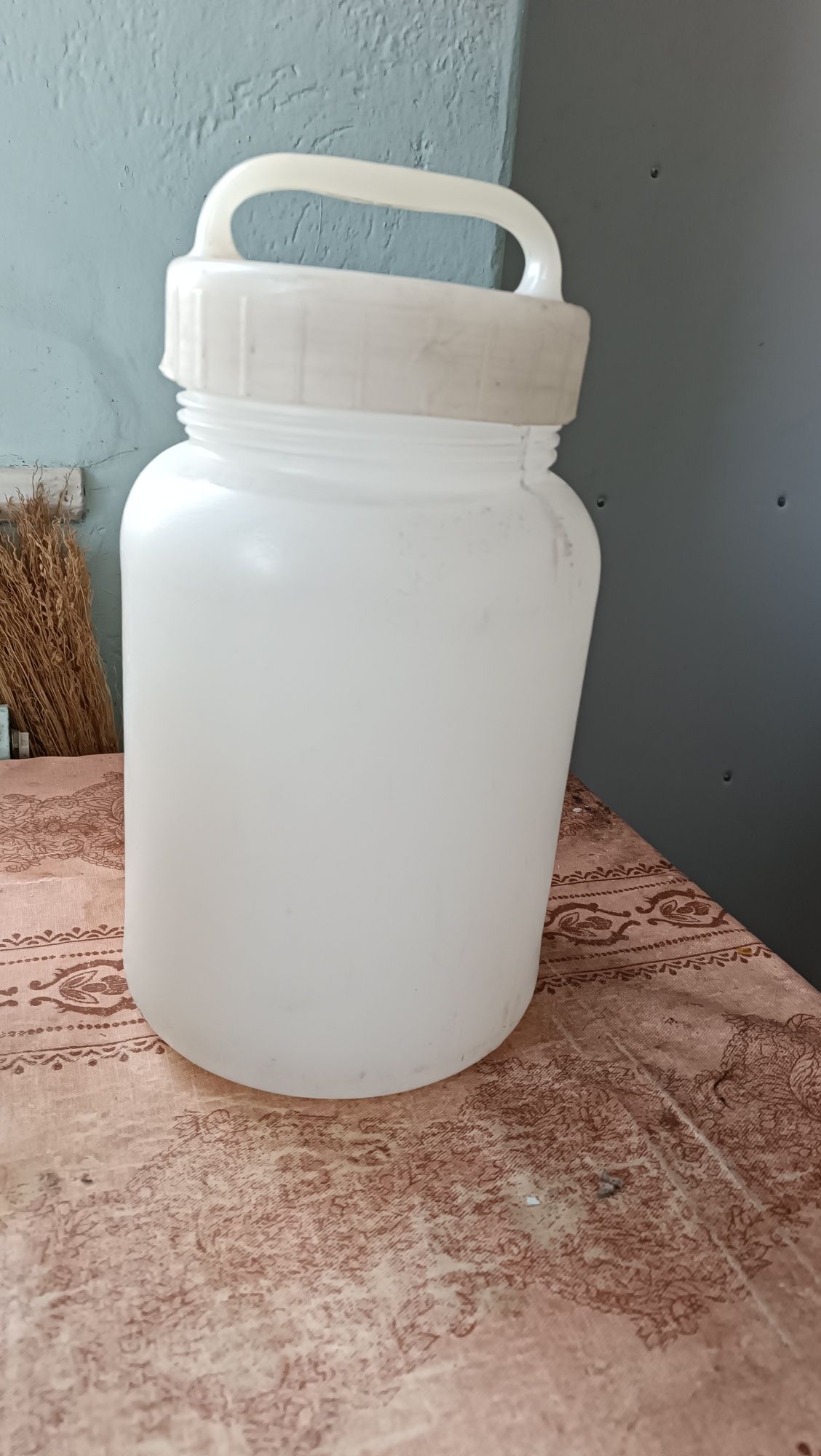 Продам ёмкости пластиковые