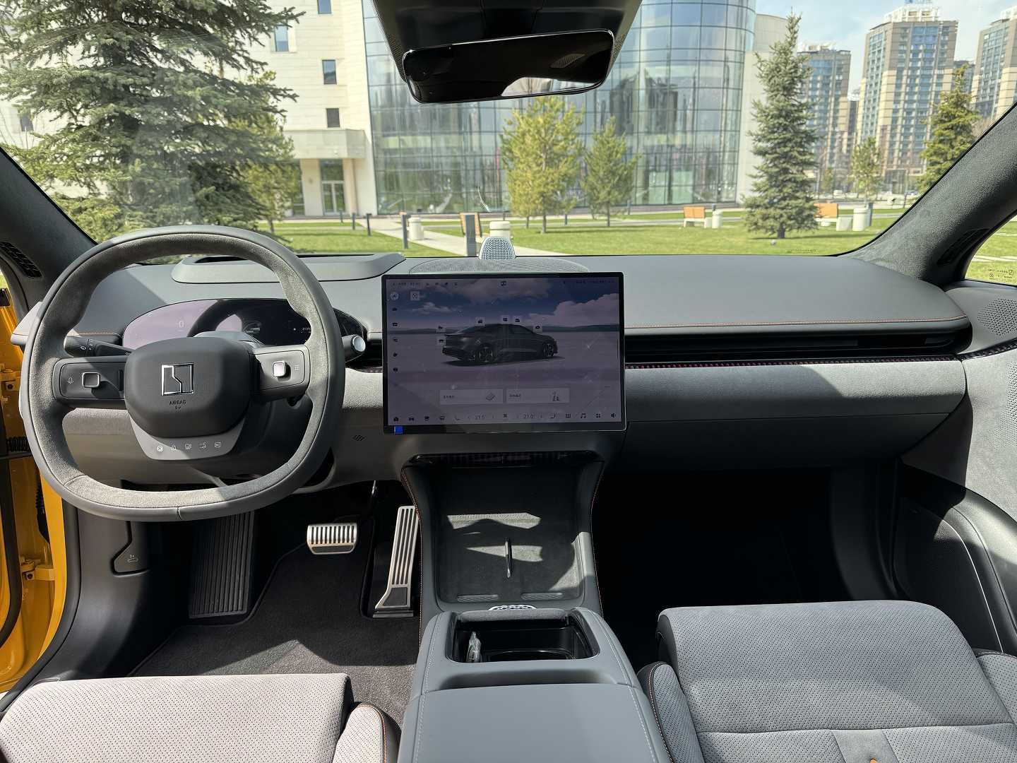 Посуточная аренда автомобиля без водителя Zeekr 007 perfomance