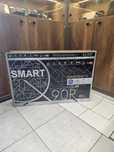 Телевизор Smart TV диагональ 42 106 см новый