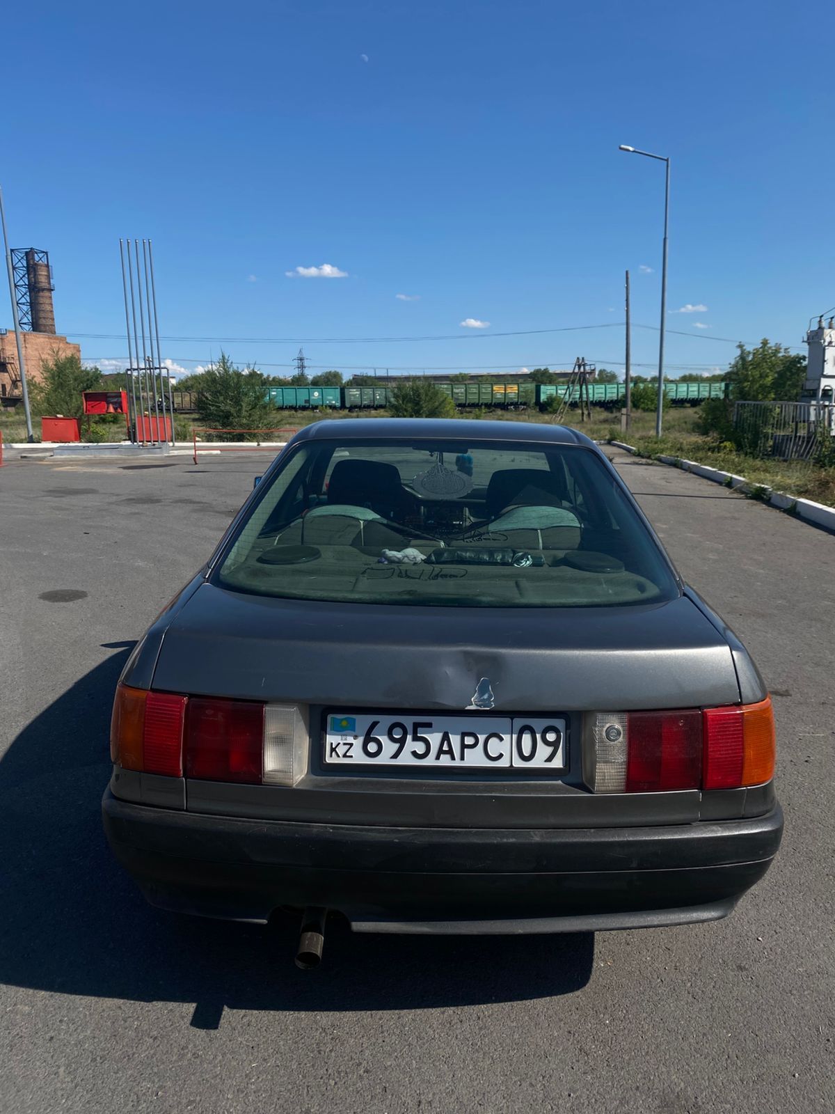 Продаю ауди 80 1989г