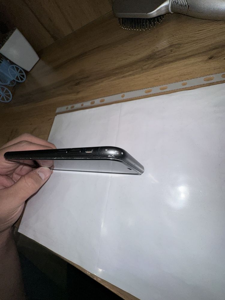 Iphone 11 продам