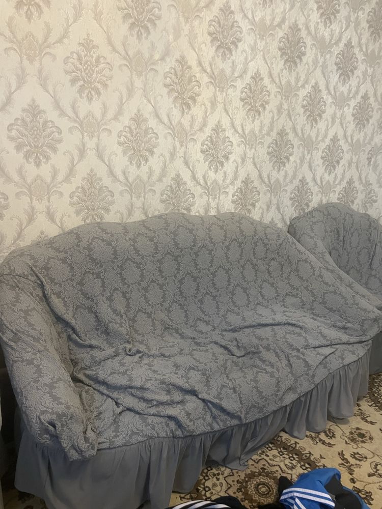Диван для зала срочно