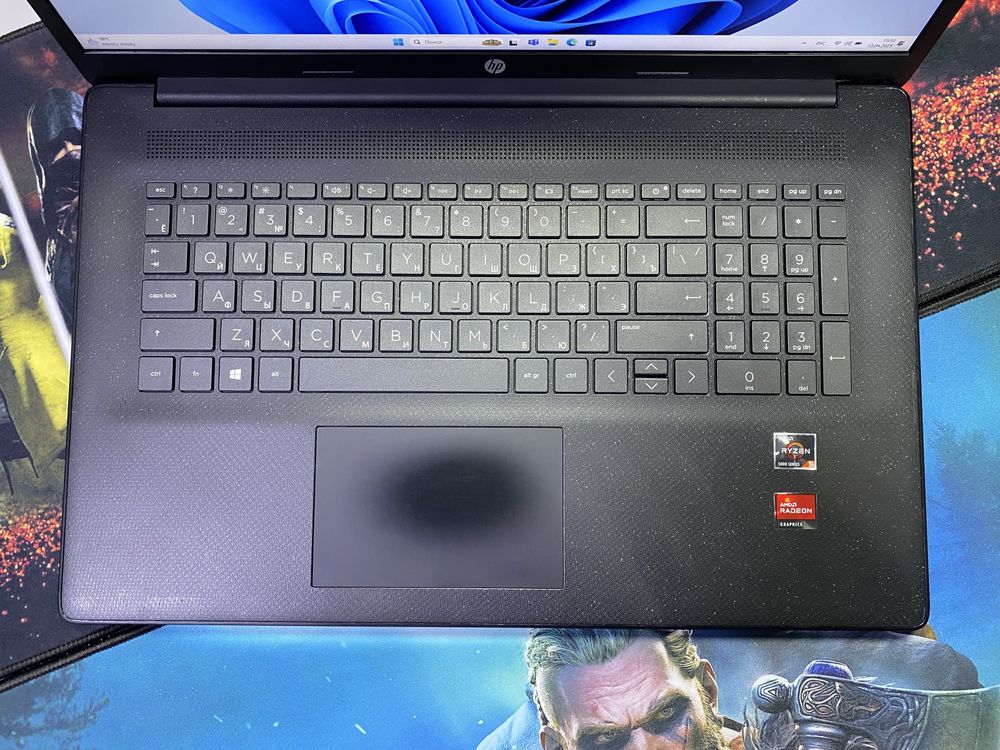 Ноутбук HP Laptop 17 AMD Ryzen 5-5500U! 8GB! SSD 512GB! Radeon Graphic