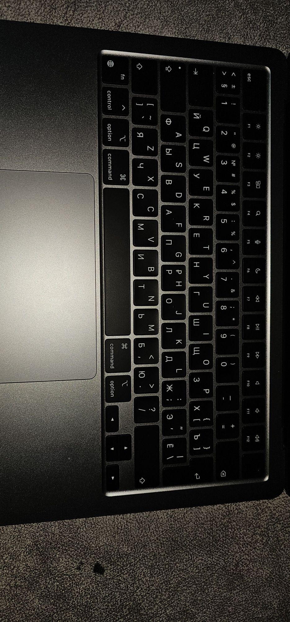 Продаю Apple MacBook