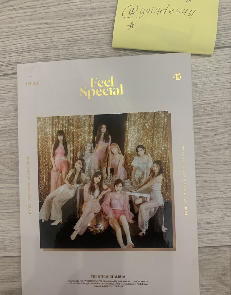 K-POP Альбом TWICE “Feel Special”