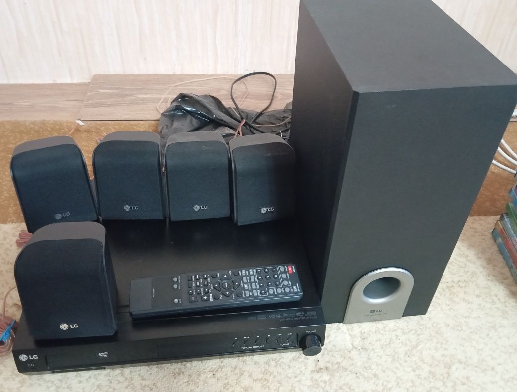 Домашний кинотеатр LG