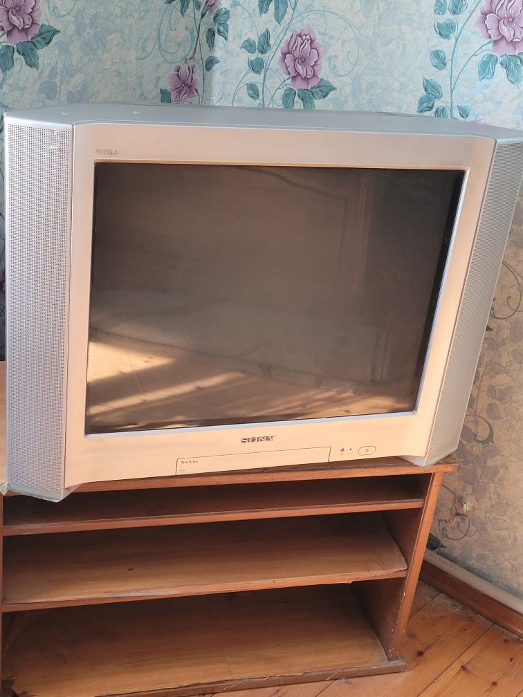 Продам  цветной  телевизор