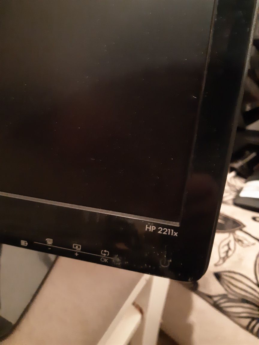 Продам мониторы 22рые диоганальи hp 2211x