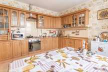 Шикарный коттедж, район Перинатального центра,  2 этажа, 250 квадратов