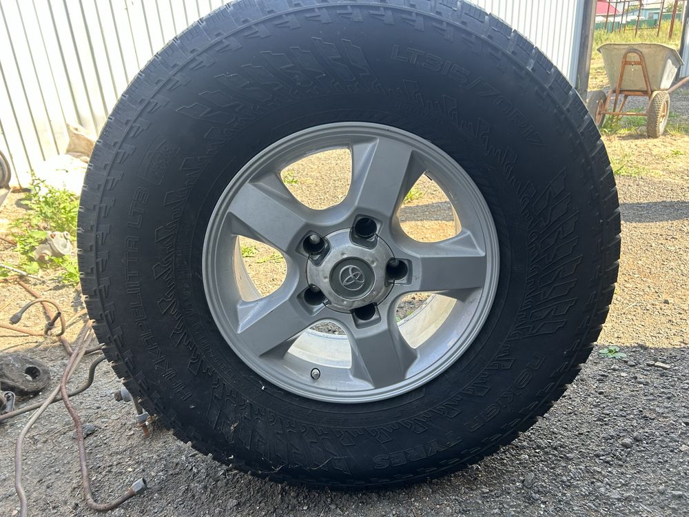 Продам резину Nokian HAKKAPELIITTA LT3
