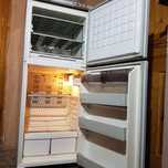 Продам  рабочий  холодильник  . Высота 1 м 50 см ширина 60 см.