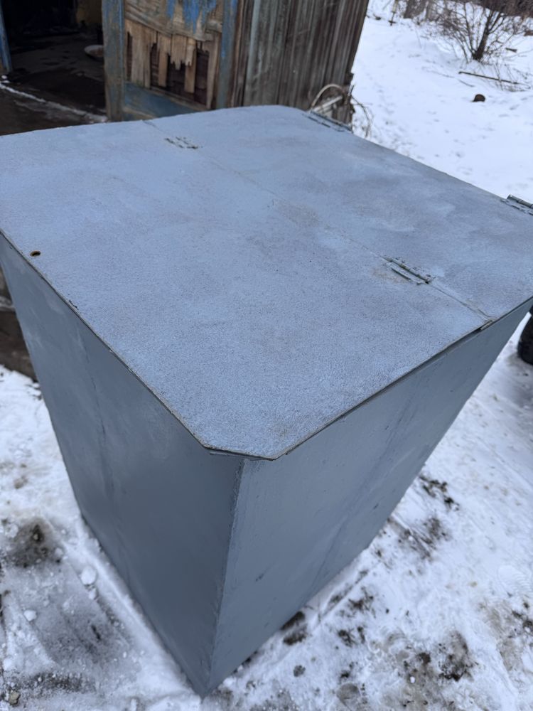 Продам новый контейнер для мусора