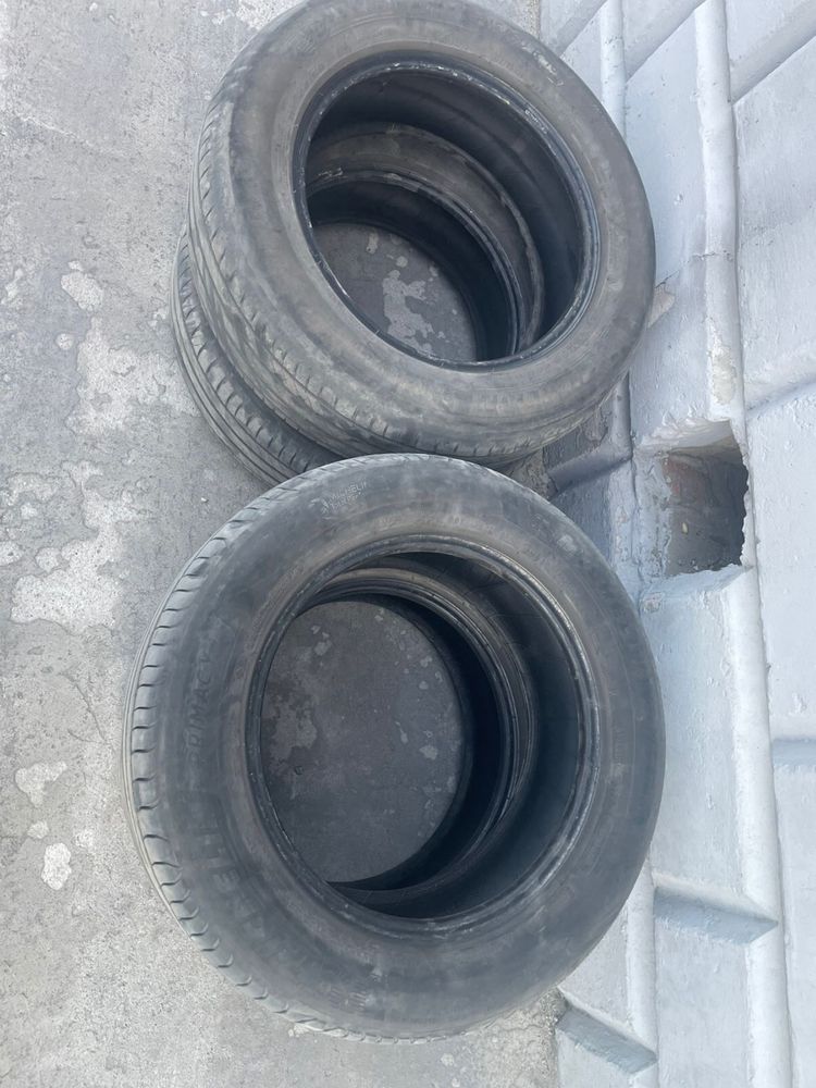 Шины летние б/у Michelin.