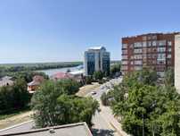 Продам квартиру, состоящуб из 4-х комнат, цл. Набережная 5, на 8 этаже