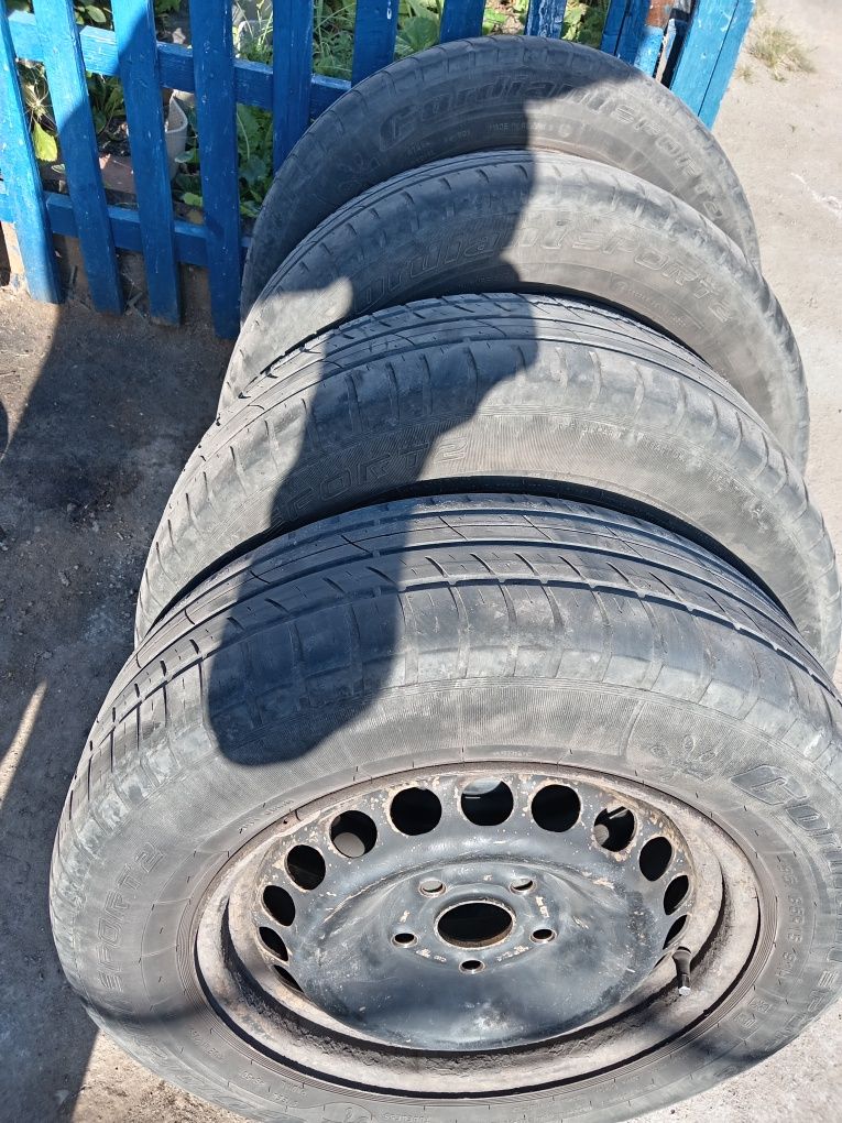Продам комплект  летней резины