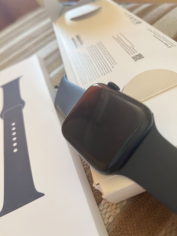 Apple watch SE 2 44mm gps Новые 2025