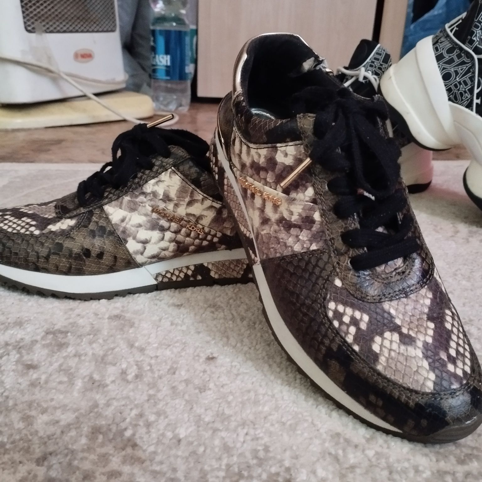 Обувь женская Michael Korsi, Timberland, New balance, ecco и др