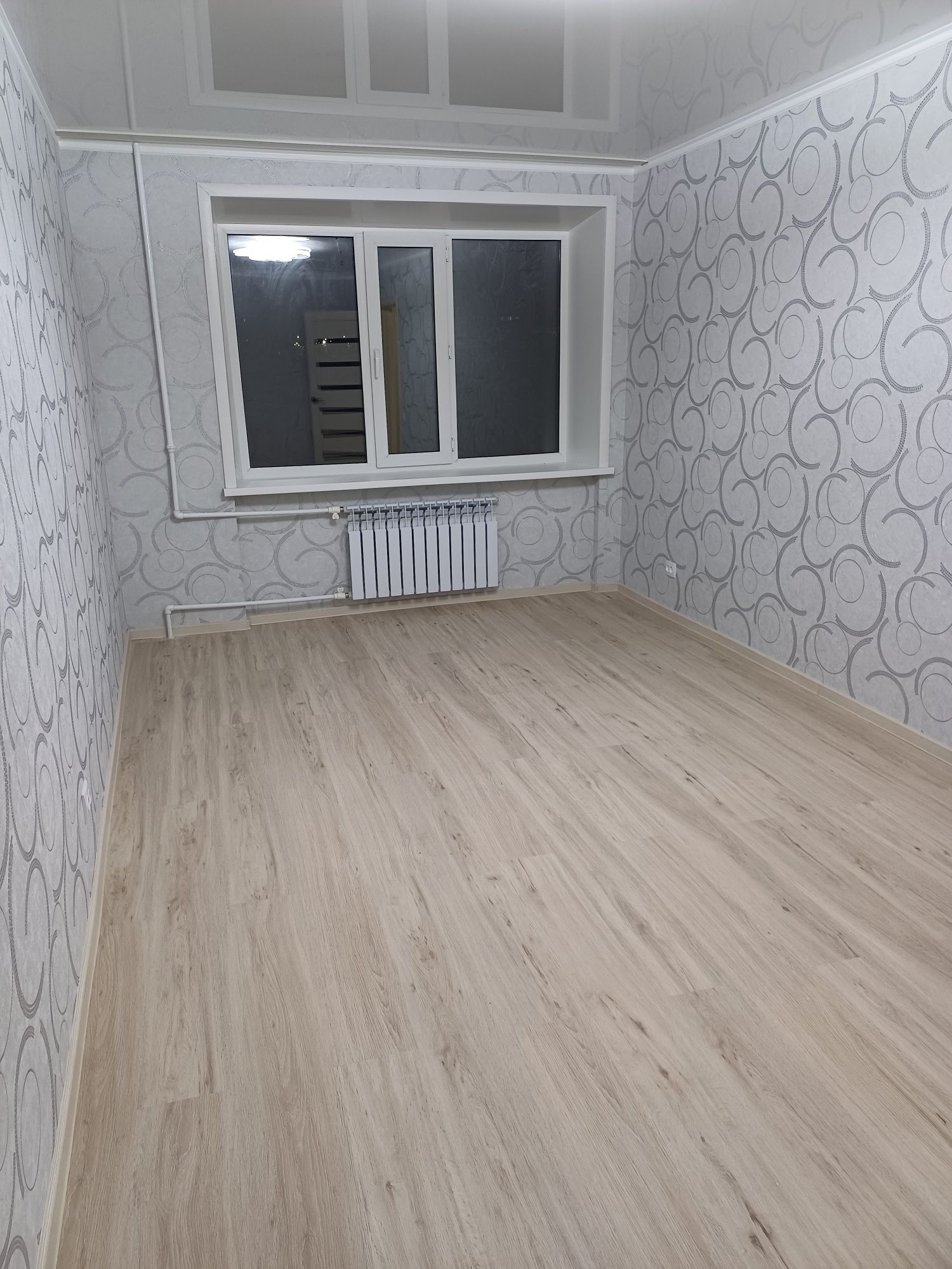 Продаётся  1 ком квартира , после  эвроремонта.Ул Абая 106 дом