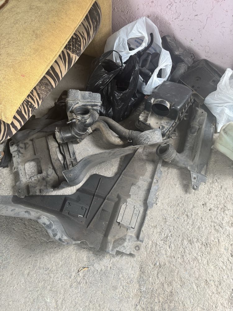 Запчасти Mazda cronos