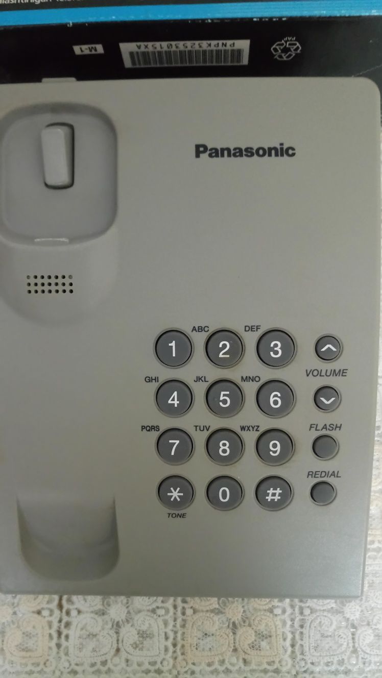 Телефоны стационарные Panasonic и Sony 3 шт.