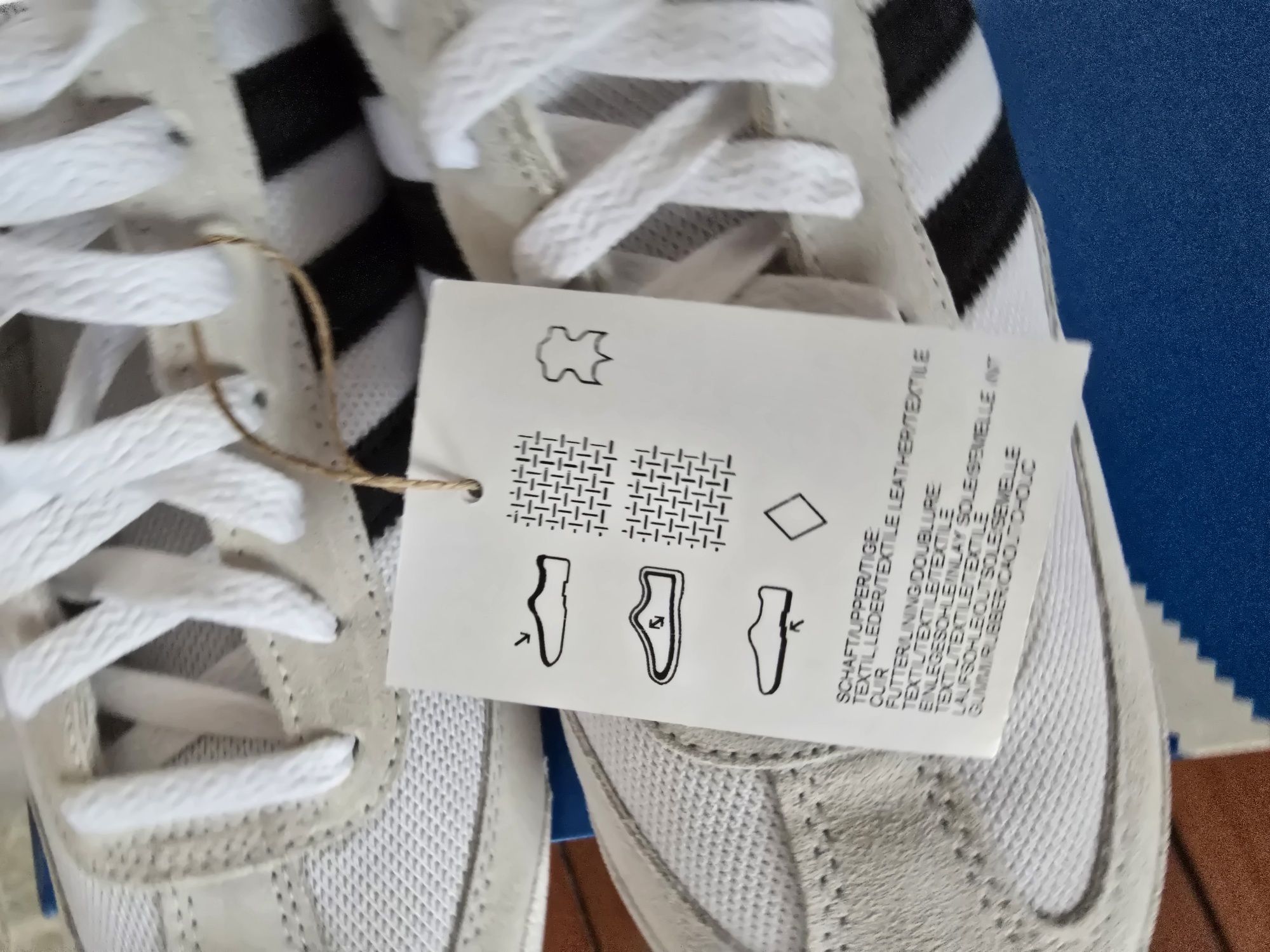 Продам мужские кроссовки Adidas Originals