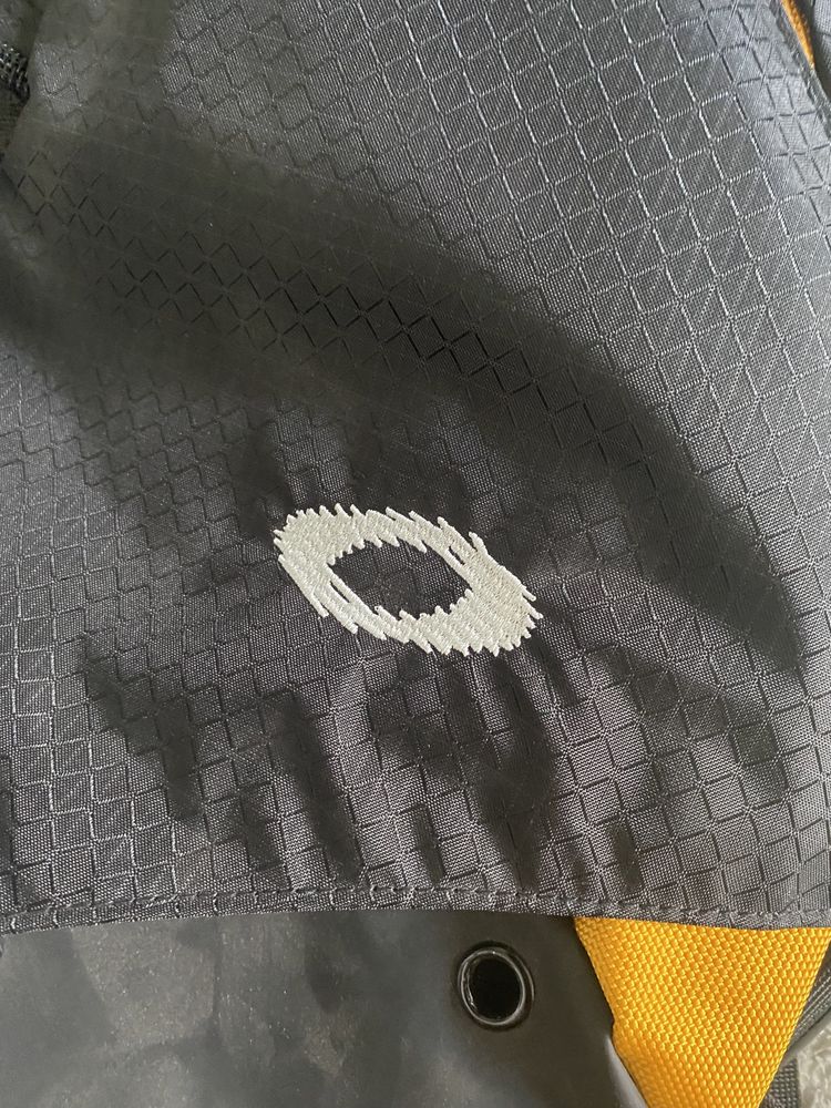 Сумка Oakley
