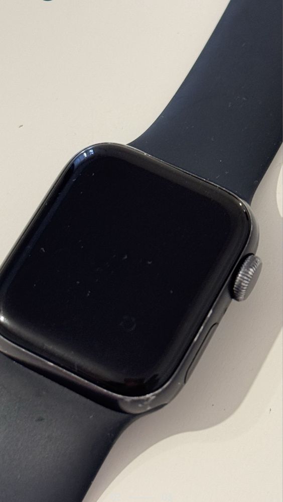 Часы Apple watch 5Se